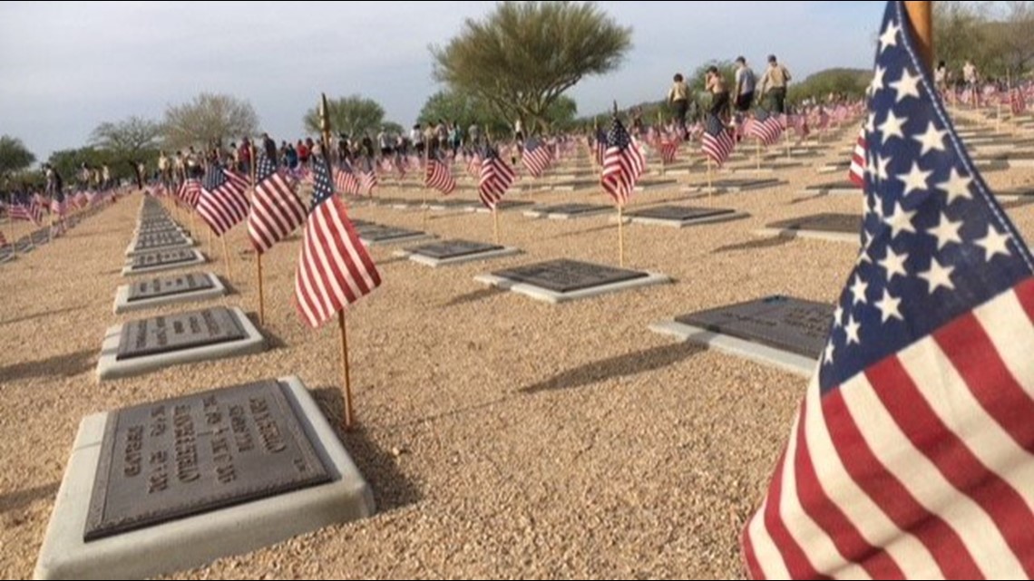 Phoenix Boy Scouts honor fallen heroes with American flags prior to