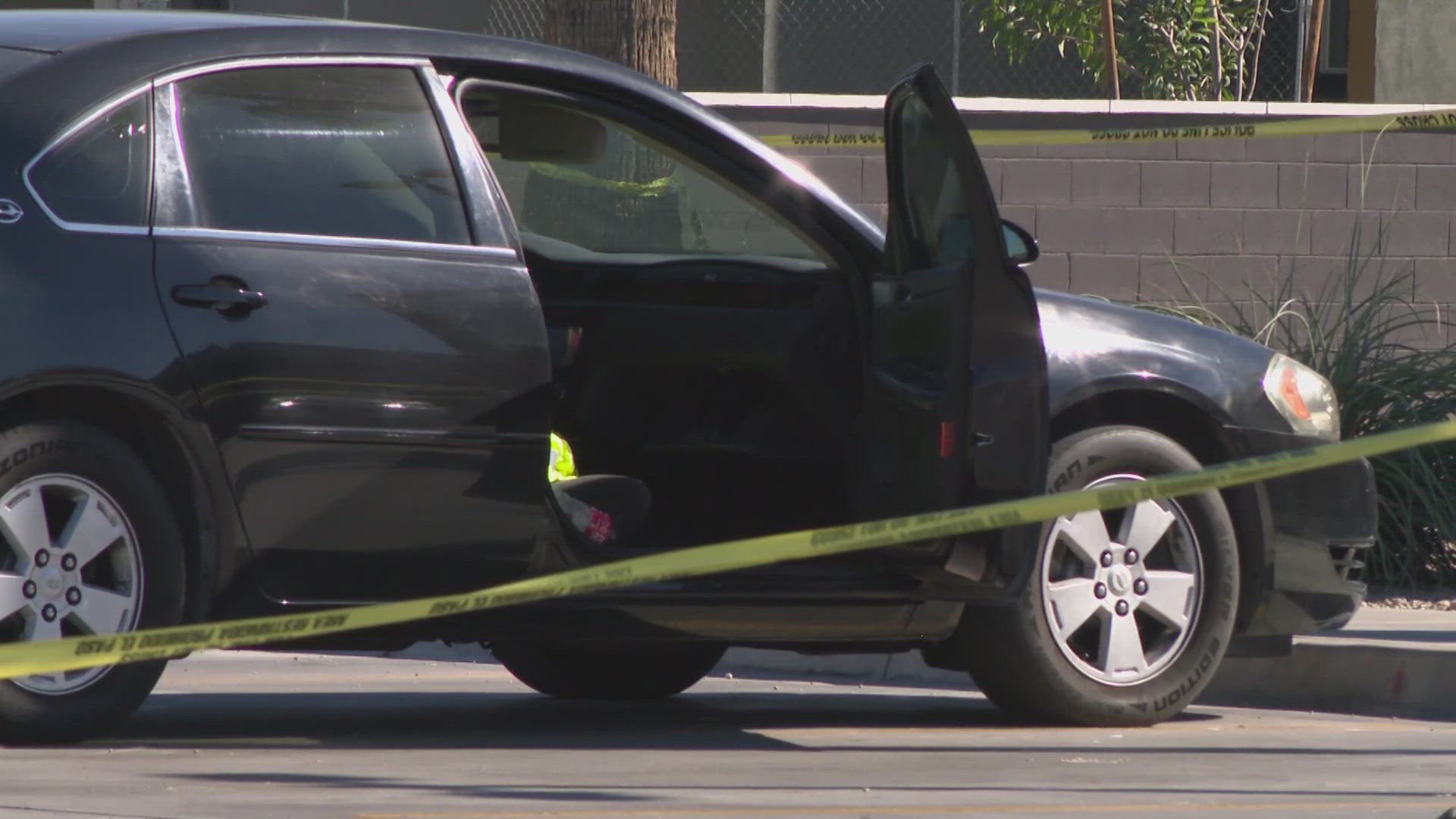 Phoenix police are investigating after a double shooting in the west Valley.