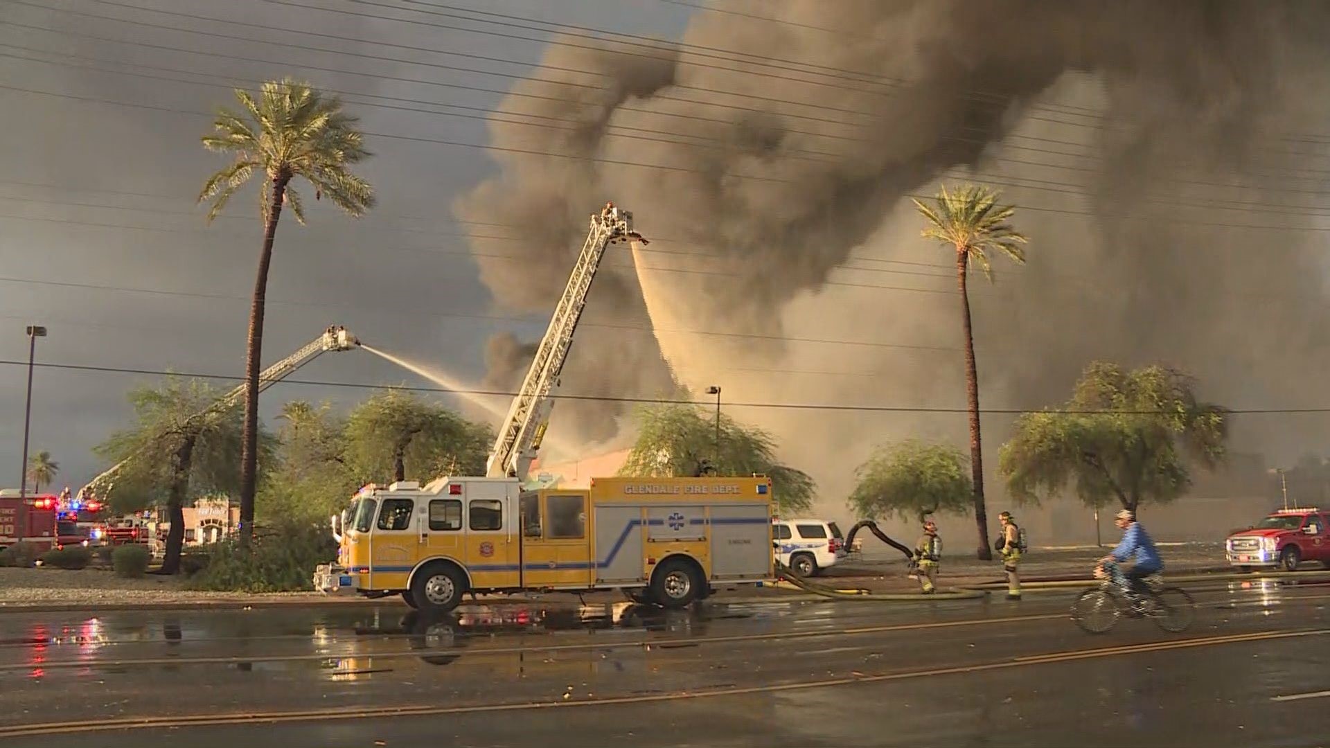 PHOTOS Massive fire at Safeway in Phoenix at 35th Avenue and Northern