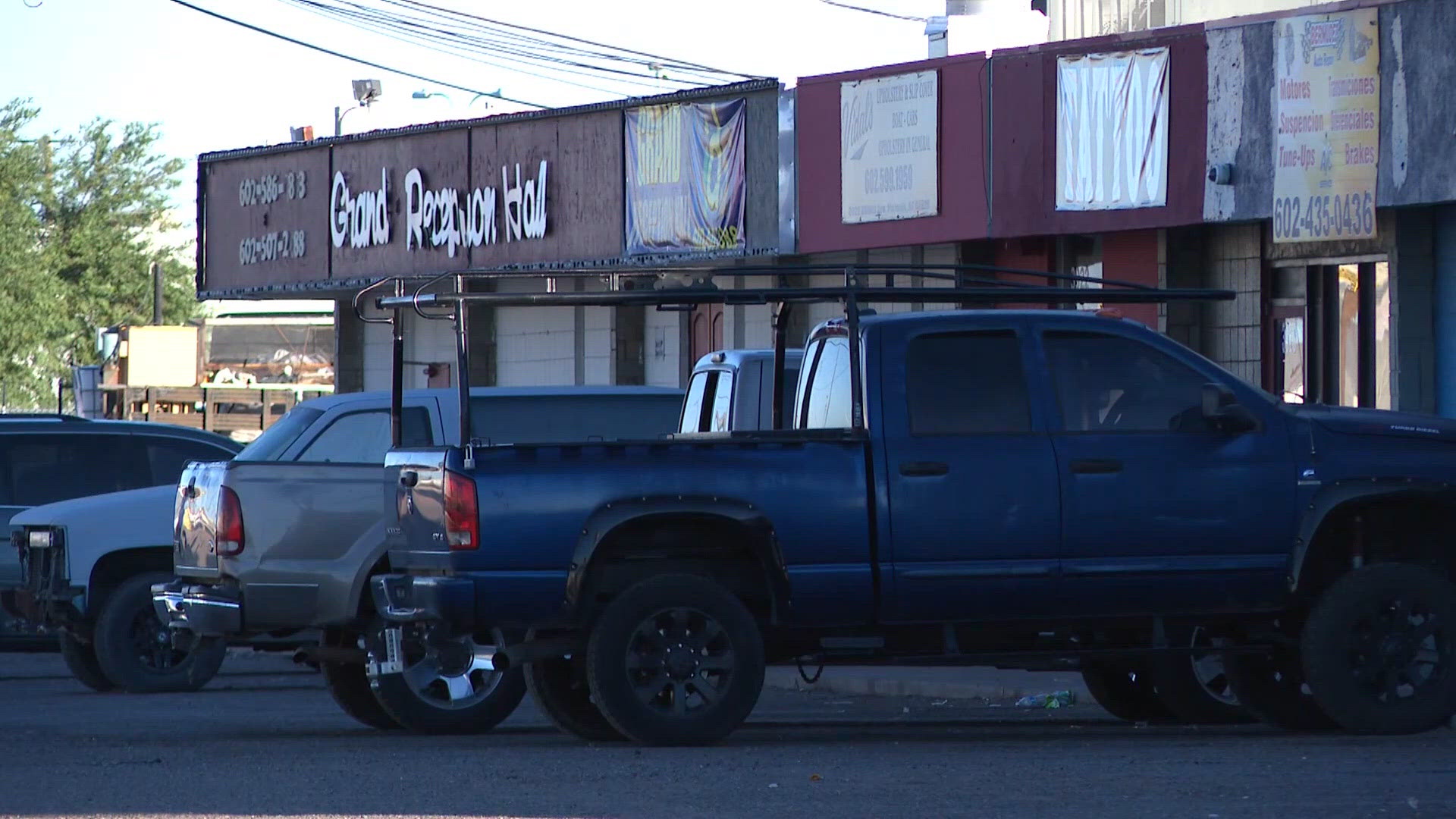 Suspect in custody after deadly shooting near Phoenix business | 12news.com
