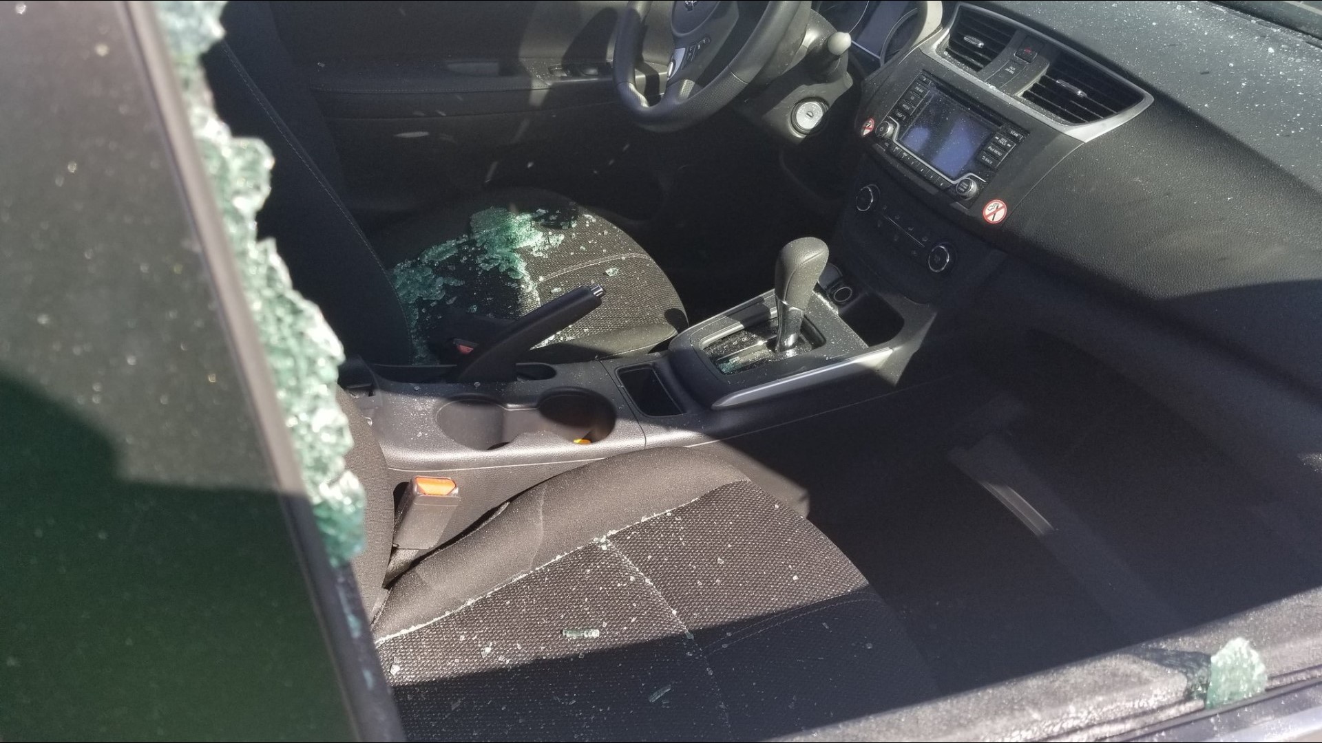 Abandoned car chaos at Sky Harbor results in just $52 fine | 12news.com