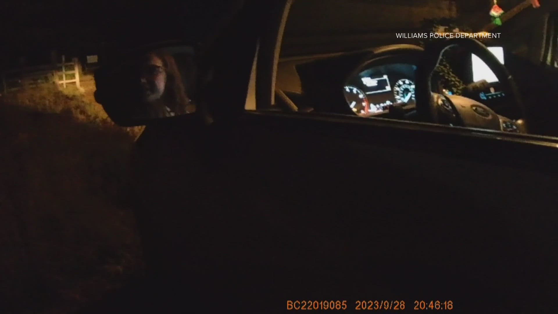 Body camera footage from Williams Police shows one of the last conversations Chelsea Grimm had before going missing. 12News journalist Jade Cunningham reports.