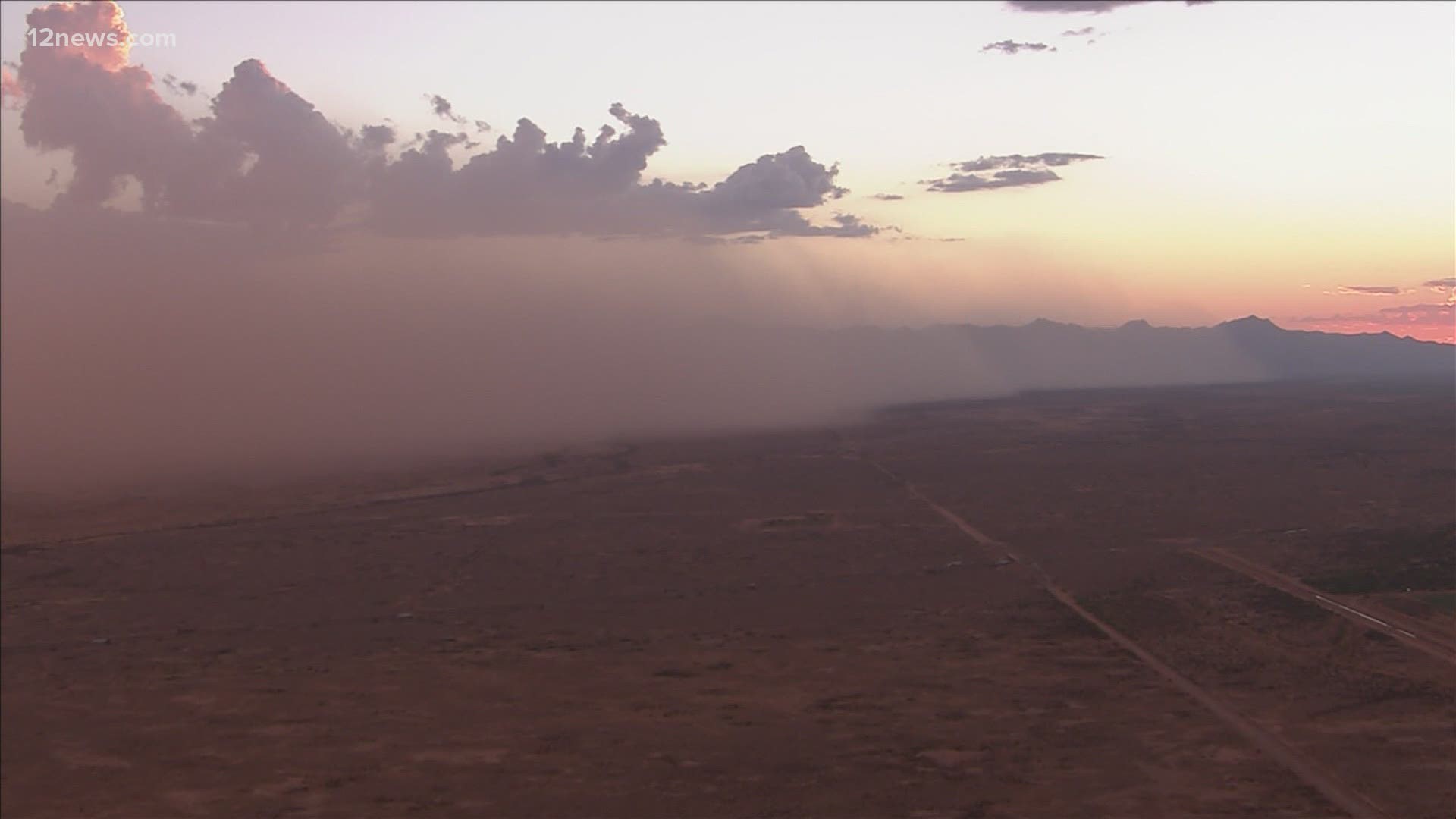 The National Weather Service in Phoenix issued a now-expired dust advisory for the southern part of the Valley.