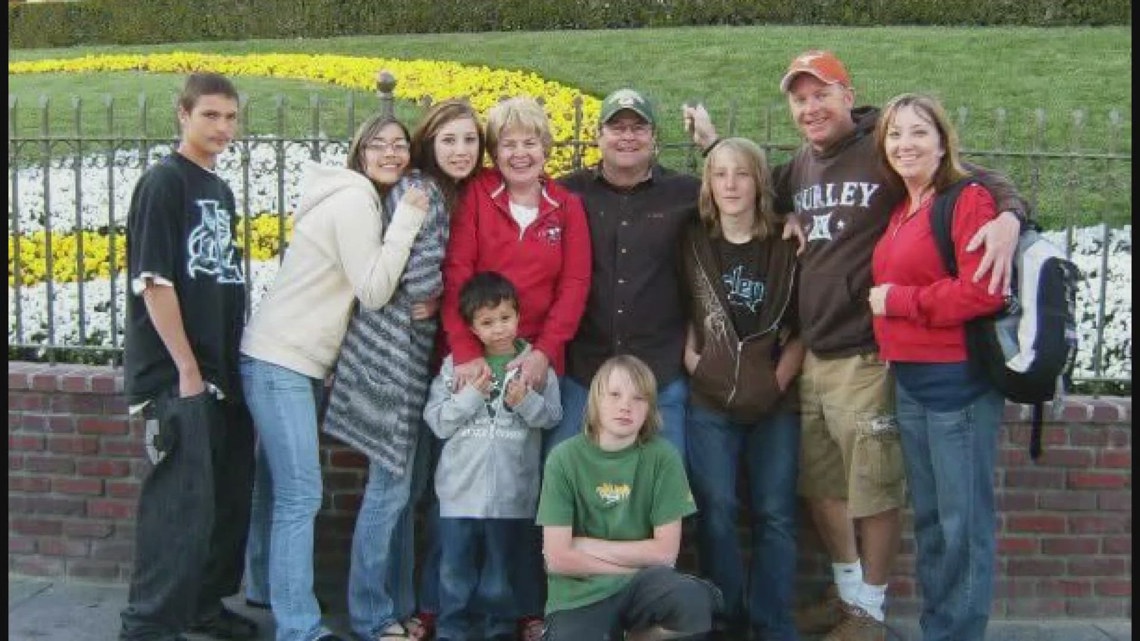 Arizona couple fostered 13 children for more than a decade