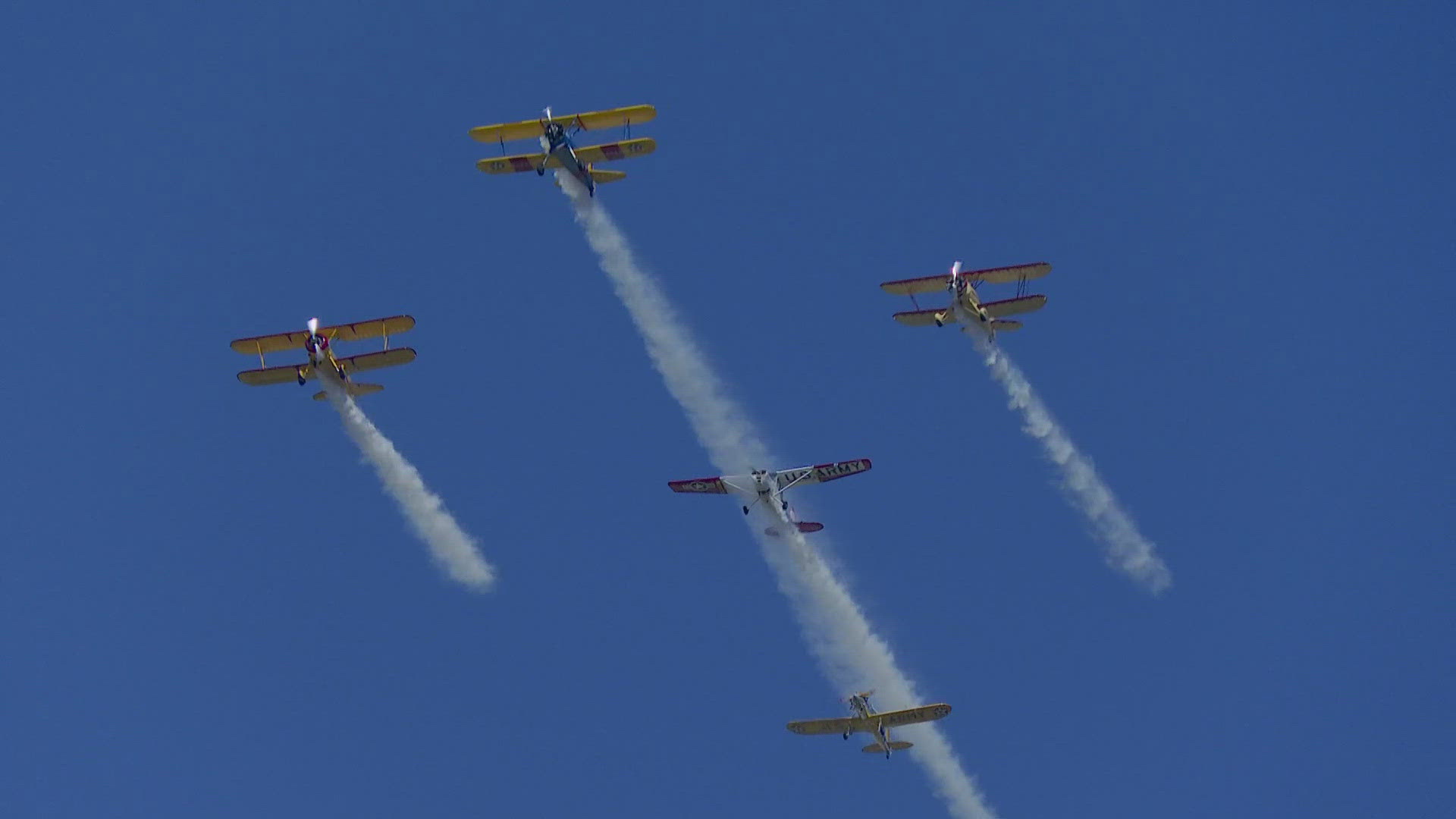 Veterans were honored in Phoenix on Tuesday with a VIP breakfast and parade in central Phoenix. 