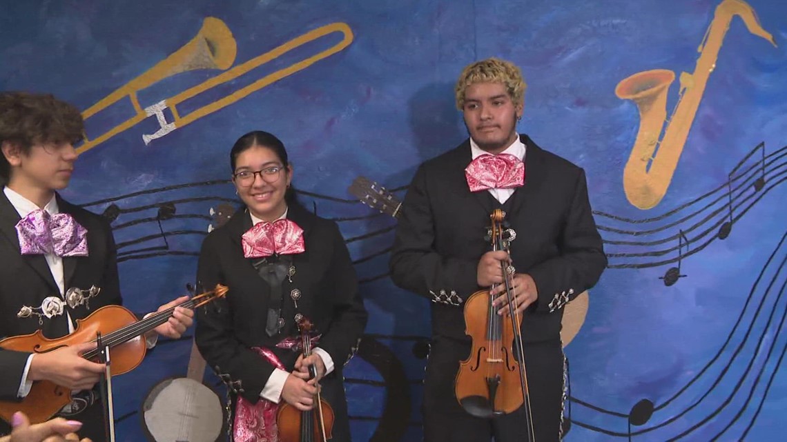 Youth mariachi group lets Valley kids embrace their cultural history
