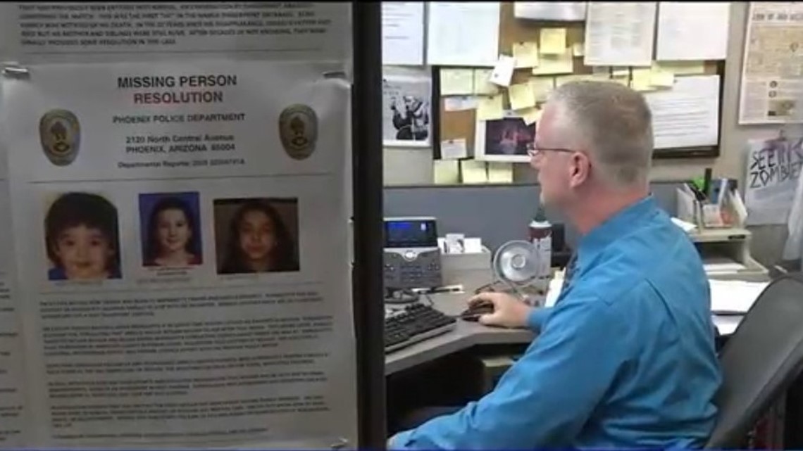 Arizona's Missing Inside the Phoenix police missing person's unit