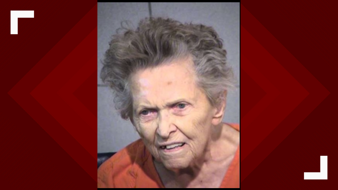 Help Me Help Me 911 Call Released In Murder Involving 92 Year Old 