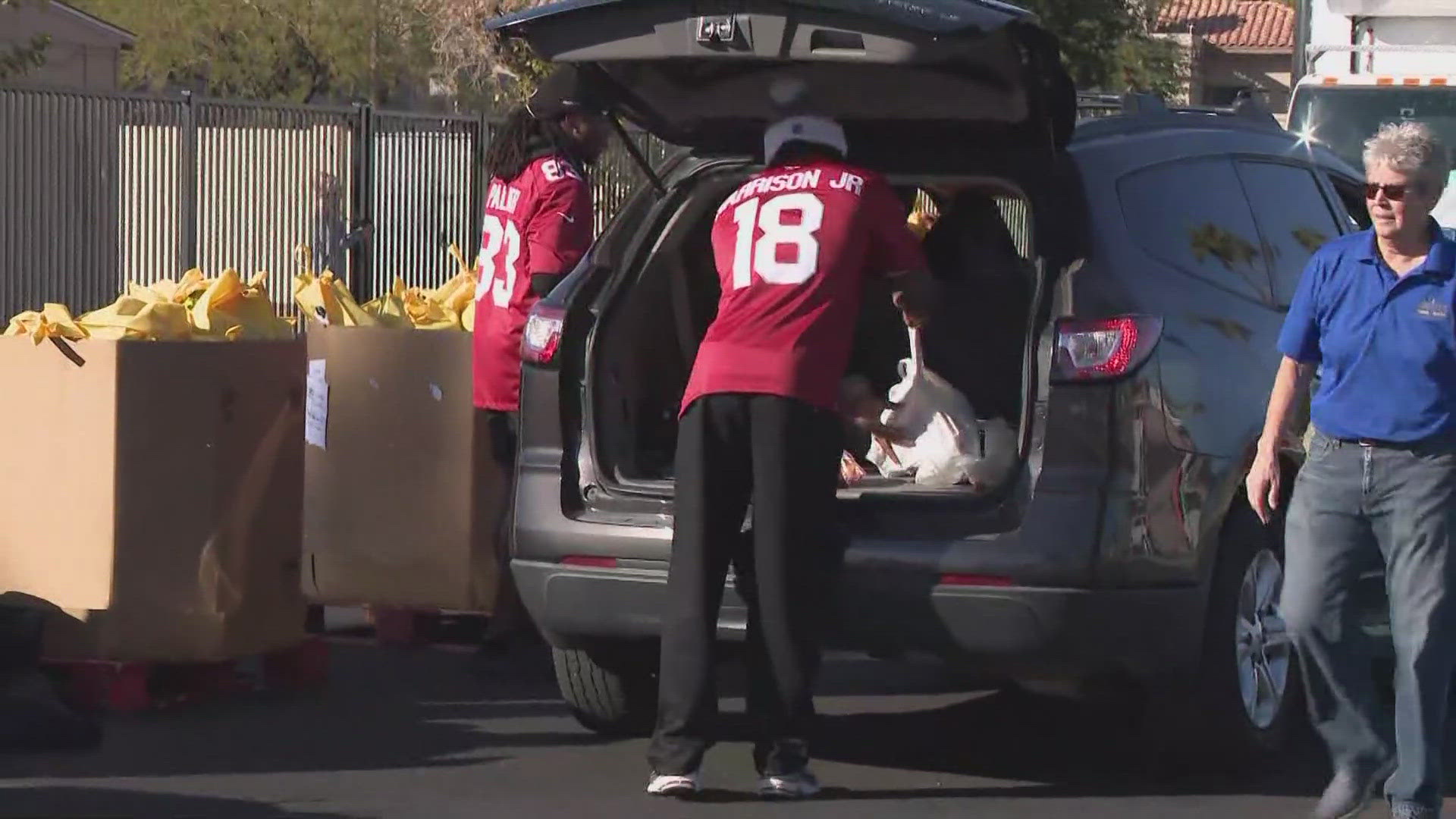 The Arizona Cardinals are stepping up to help the community.