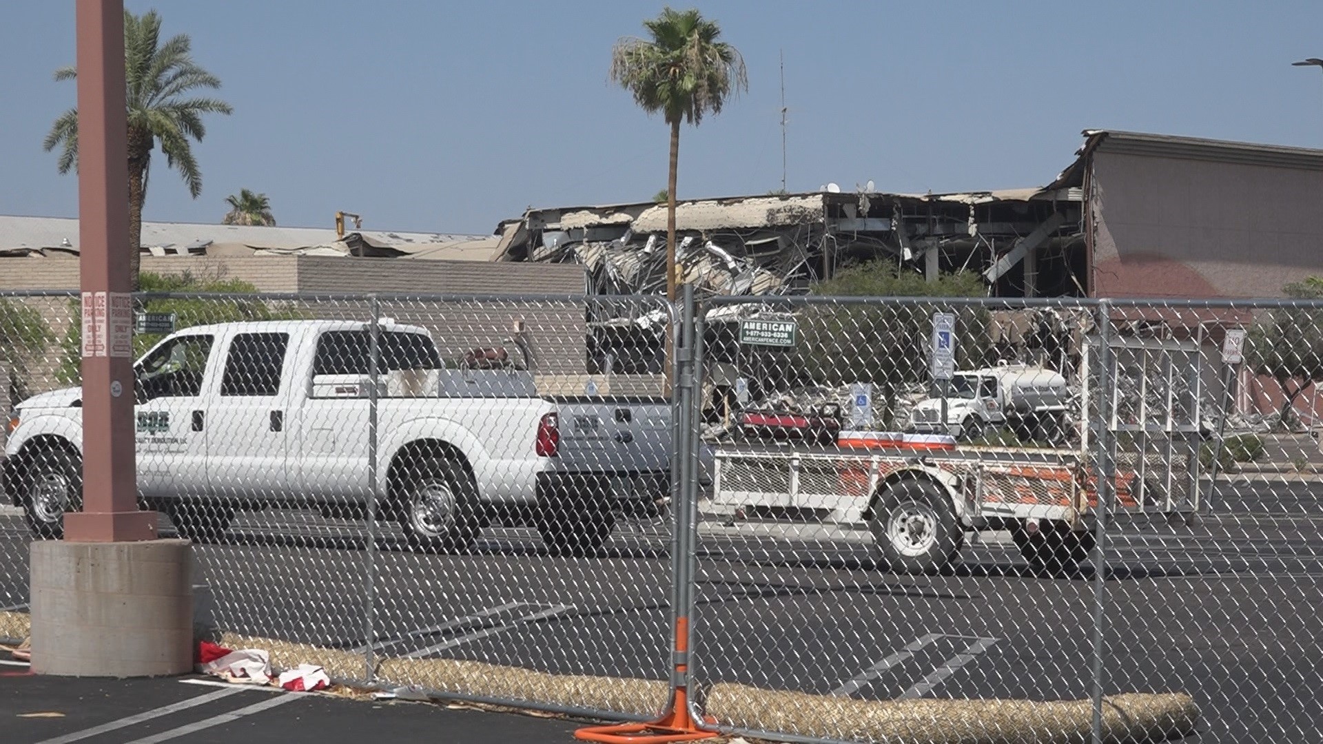 Demolition has begun on Paradise Valley Mall for redevelopment | 12news.com