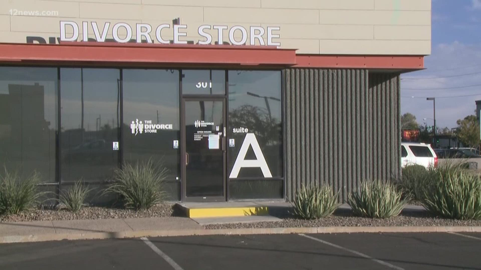 Some Valley couples out of love are now out of money as well as the company they hired to make their split legal has mysteriously stopped working on their cases. One Valley woman speaks to 12 News about how she has no idea where her divorce stands.