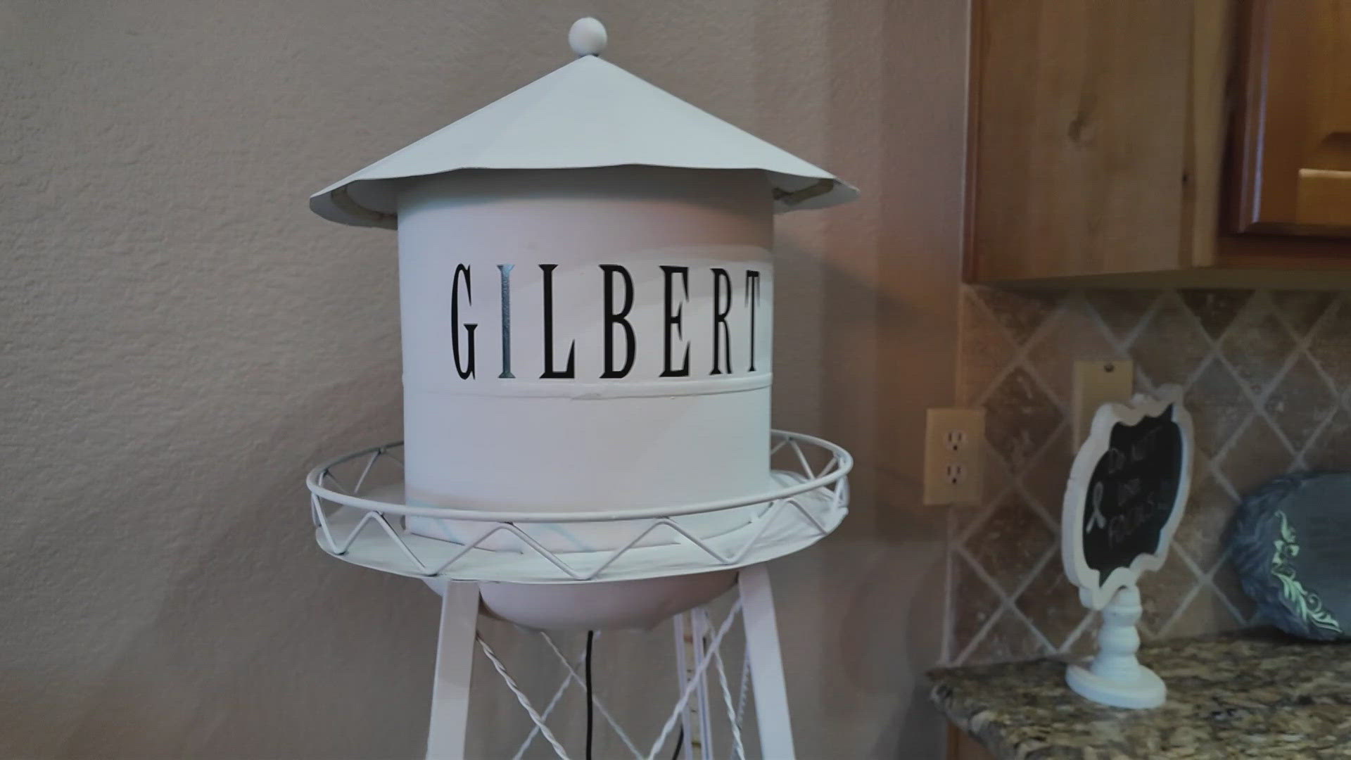 Several Gilbert homeowners report that their water bills have suddenly increased, resulting in charges that far exceed their actual usage. 