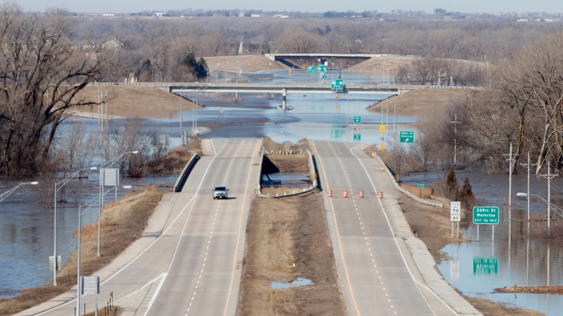 Rescues, Evacuations As Floodwaters Breach Levees In Midwest | 12news.com