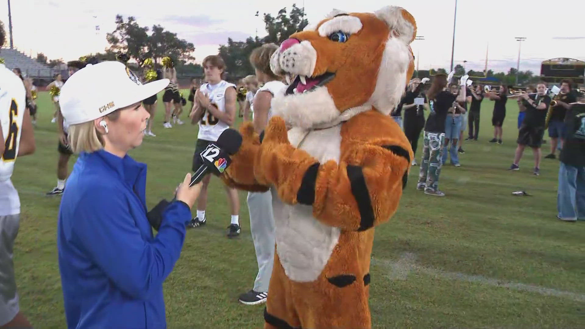 Gilbert High School is gearing up for their matchup against Snowflake tonight. The students are ready for action during the Friday Morning Fever visit.