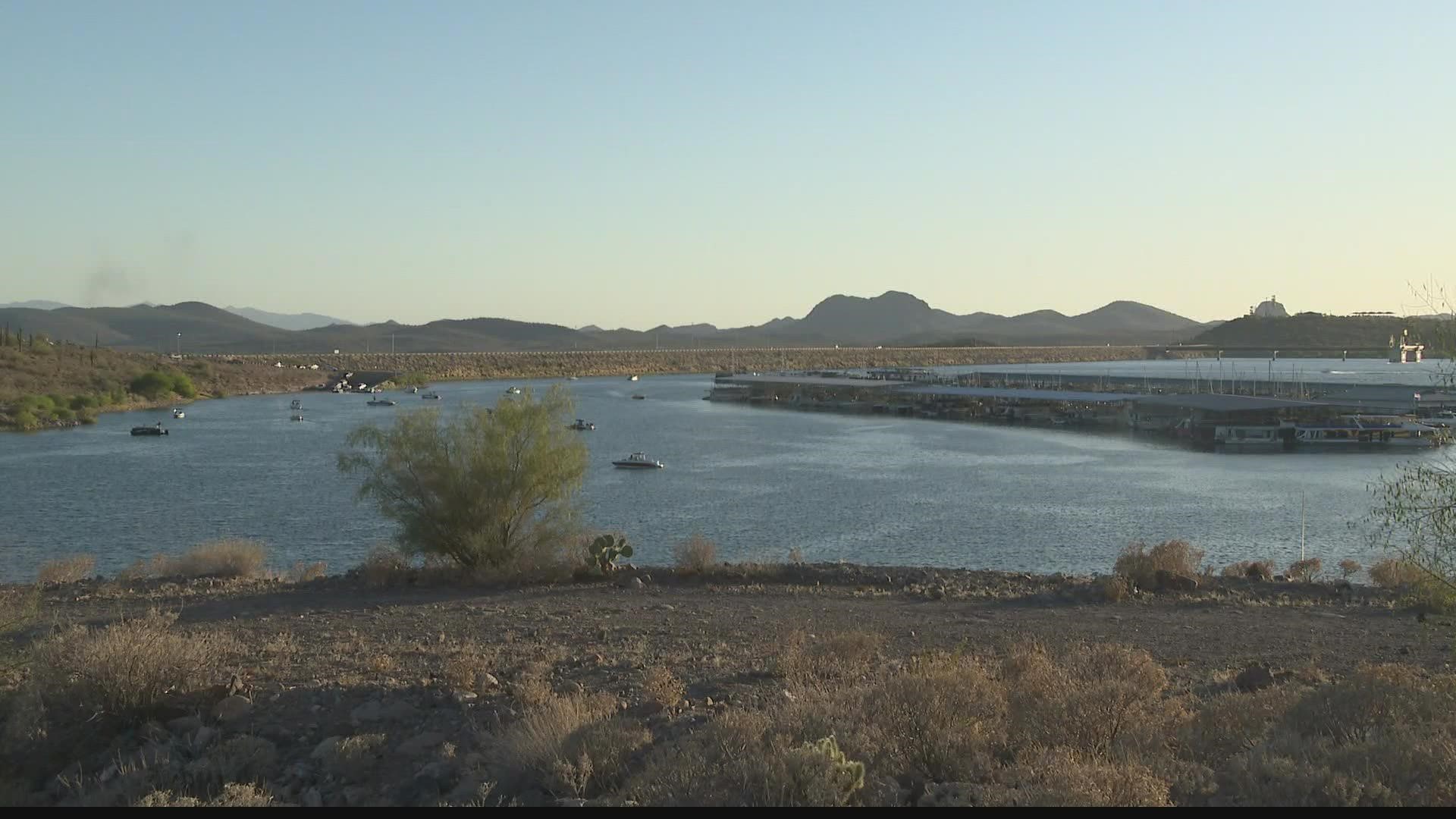The Maricopa County Sheriff's Office said a woman has died after having her leg amputated in a boating accident at Lake Pleasant Saturday evening.