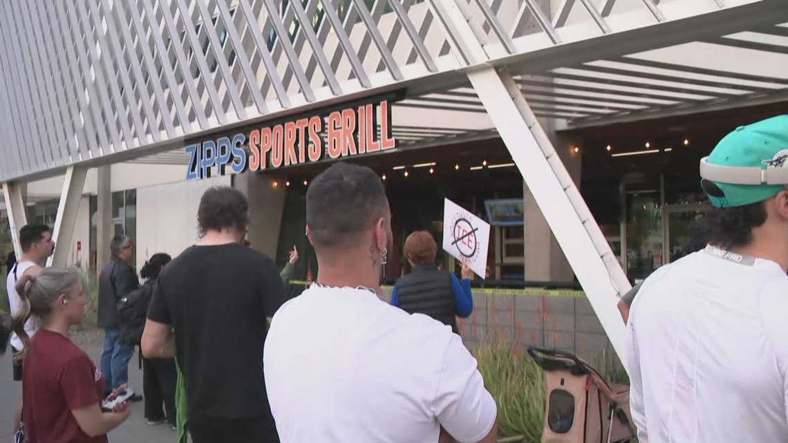 Zipps Sports Grill releases statement following HSI raids at multiple Valley locations