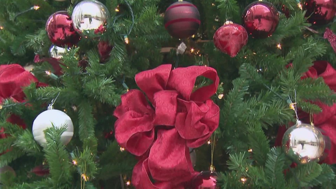 How to stay safe while decorating for the holidays
