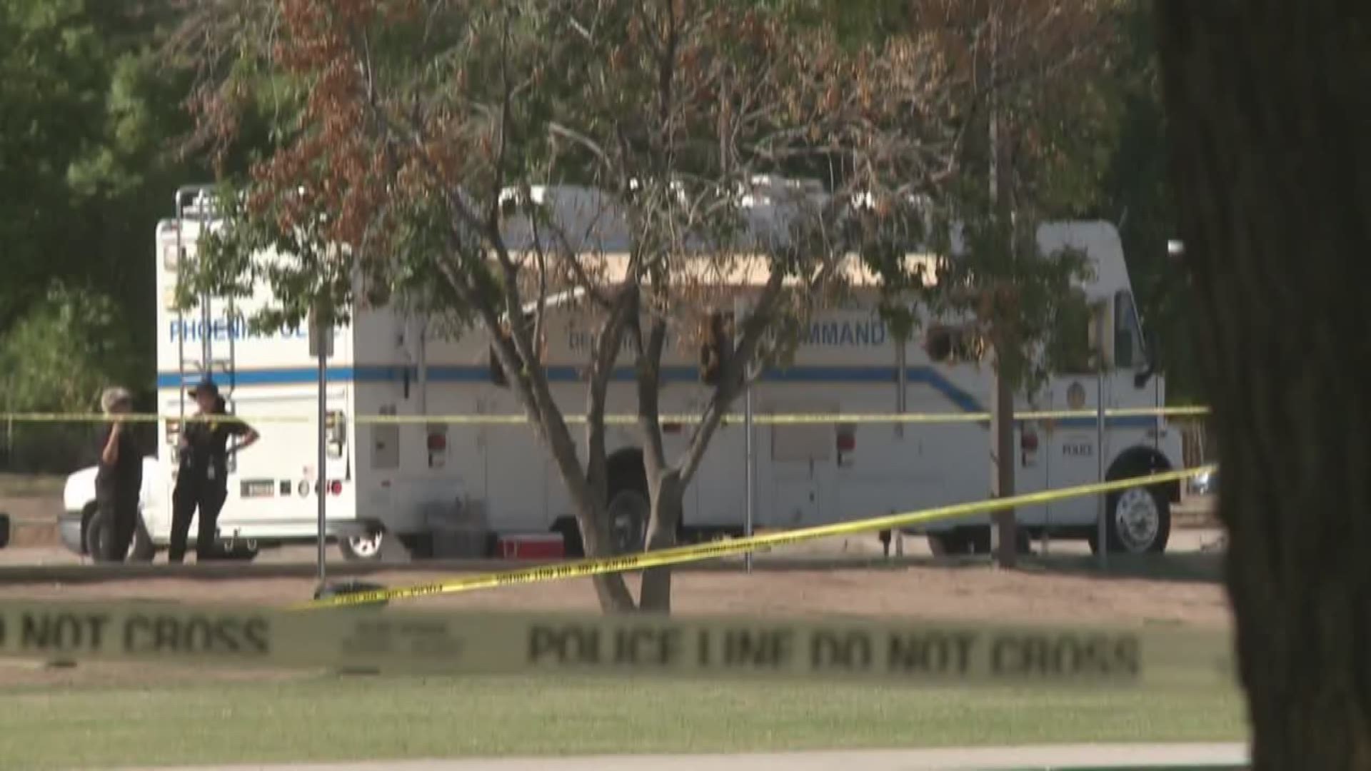 Phoenix police are investigating the deaths of two people who were found at El Prado Park.