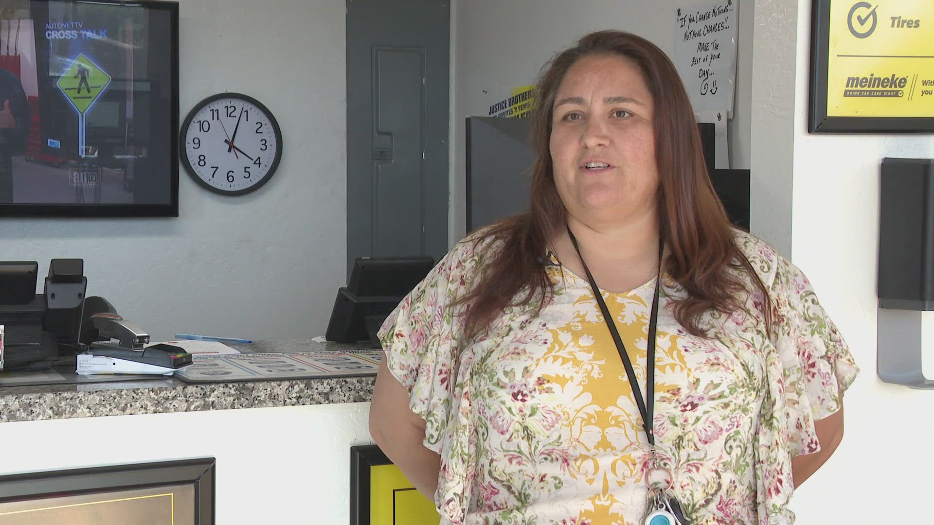 A Valley teacher and single mom relied on United Food Bank to help her get back on her feet. Then a local car shop stepped in to help repair her car as well.