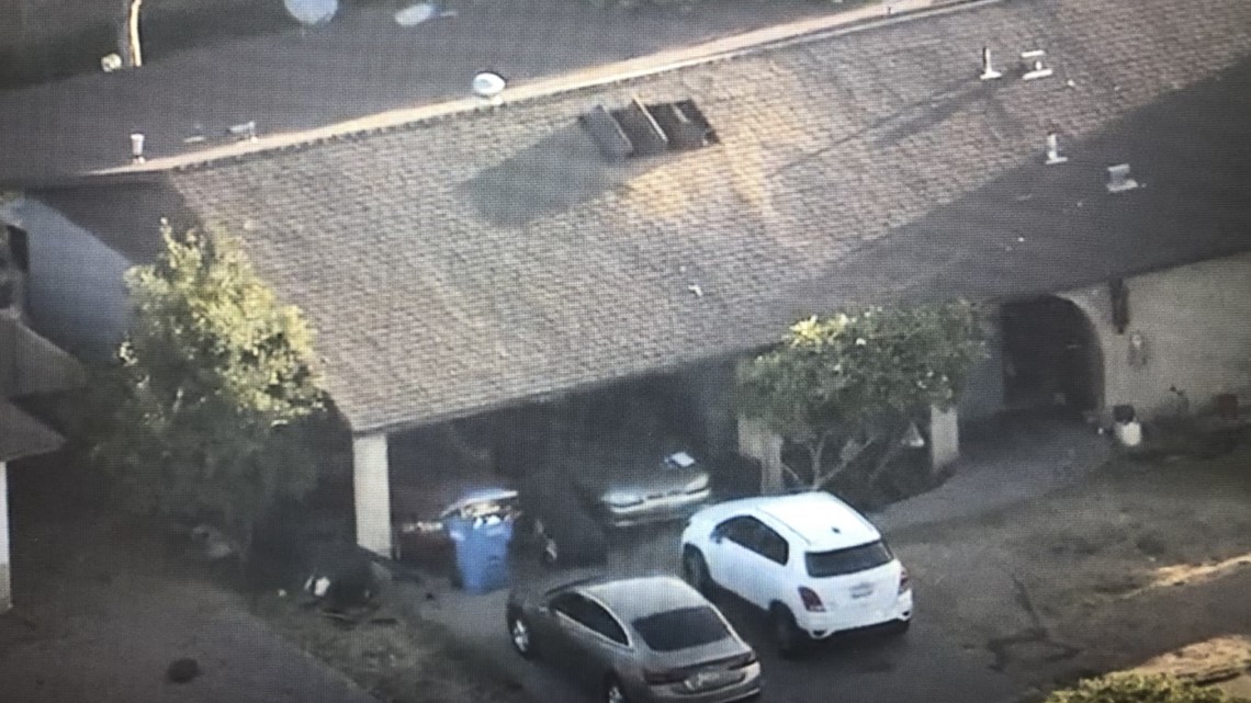 15 people displaced after fires break out at 2 Phoenix homes | 12news.com
