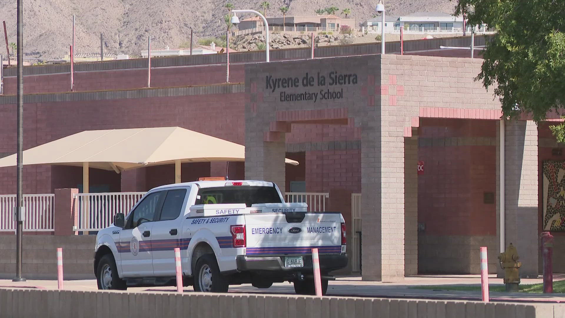 Kyrene de la Sierra Elementary School will remain closed until at least winter break due to ongoing roof construction.