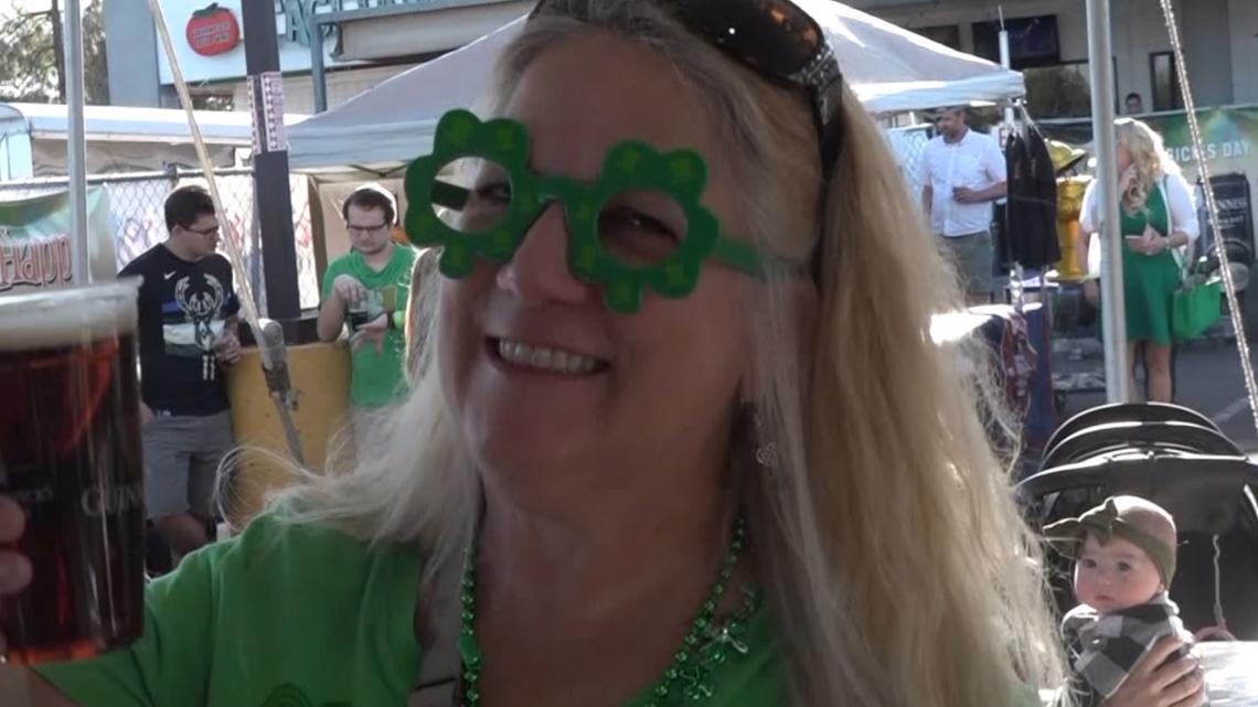 Valley bars celebrate St. Patty's Day without COVID restriction - Vimarsana News