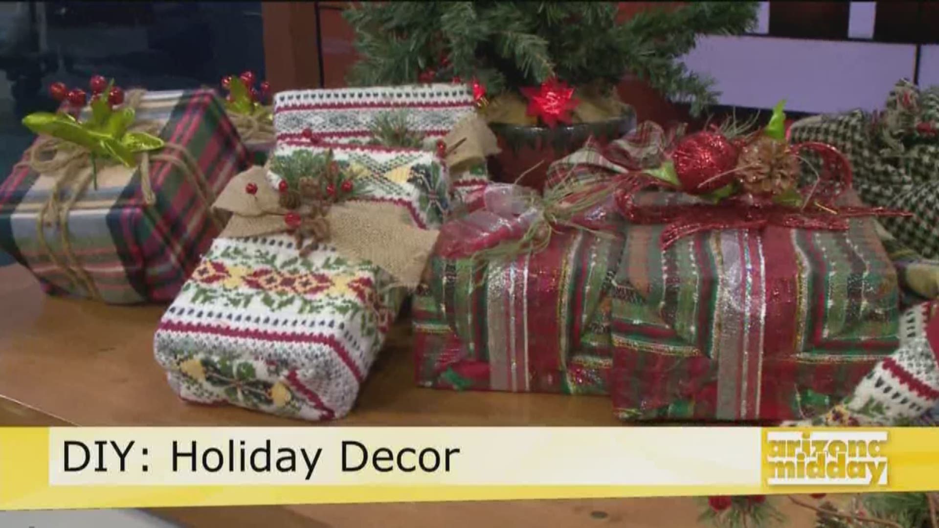 Jan shows us some creative ways to decorate this Christmas with things around your house.