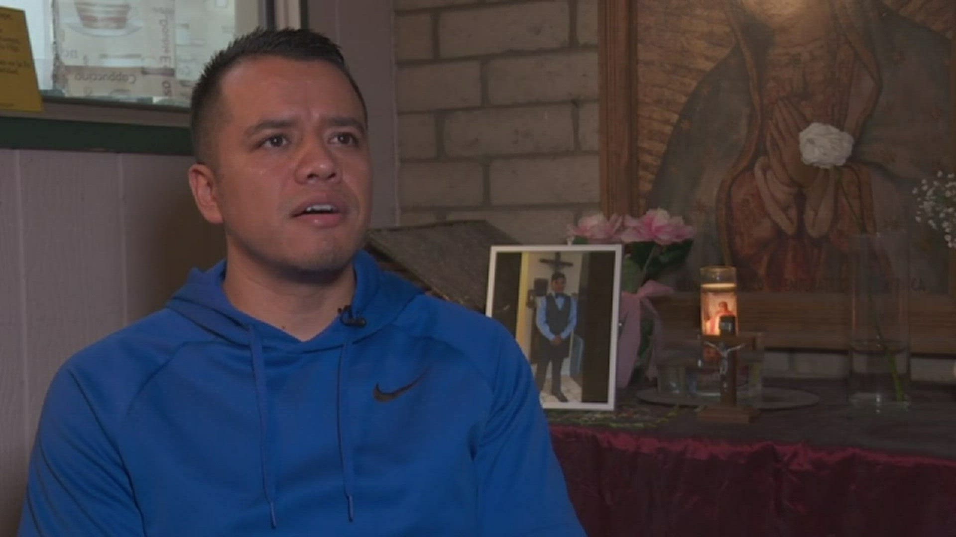 Abraham Tapia comparte porque Carlos Sanchez fue un milagro para sus padres.