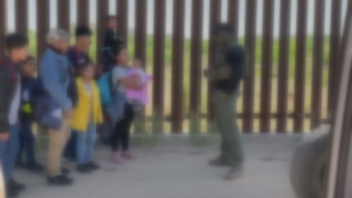 US admin. argues against trial in family separations case - Vimarsana News