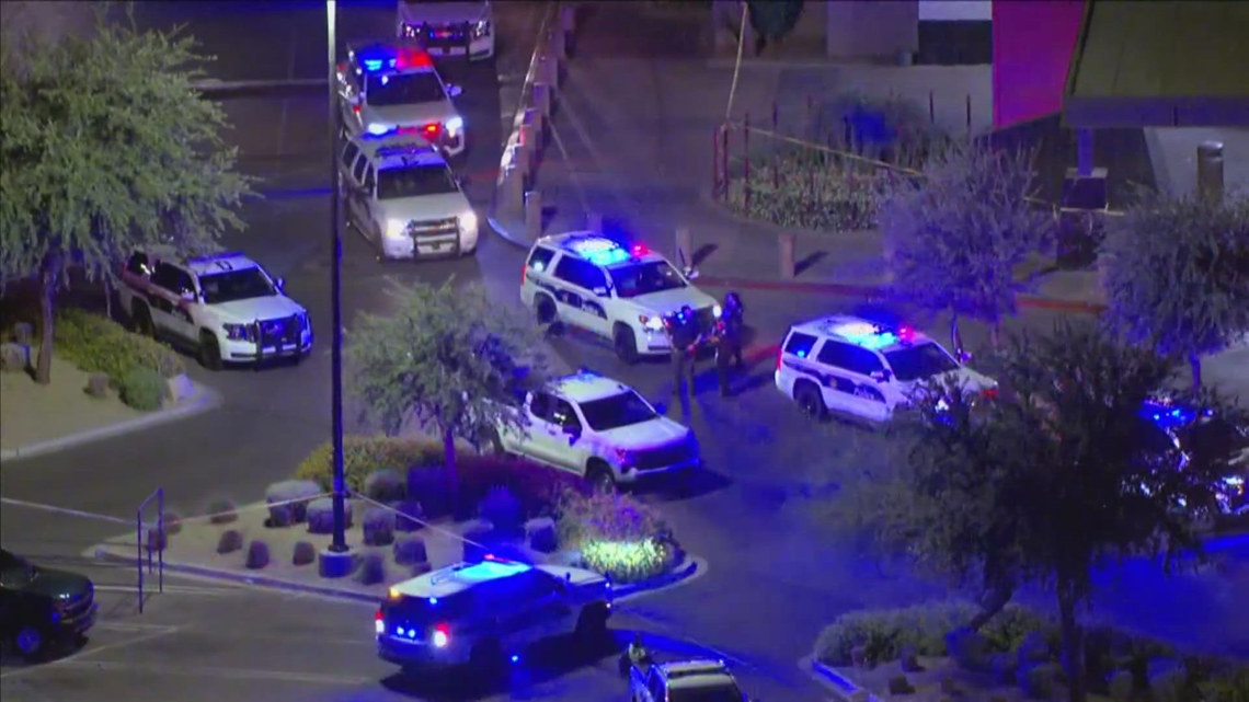 15-year-old in custody in relation to deadly Desert Sky Mall shooting