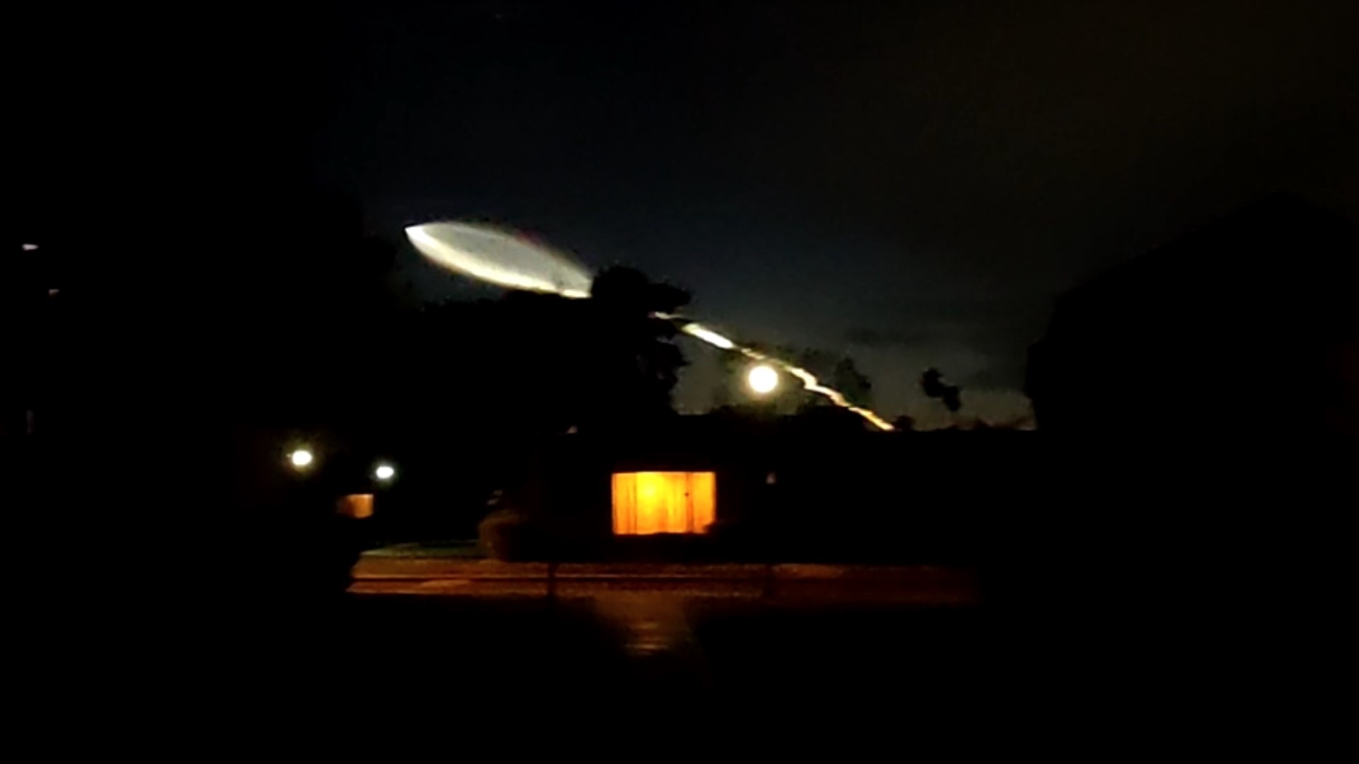 12News viewer Rebecca Wynn from Tempe sent in this video of the Starlink launch on March 18, 2024