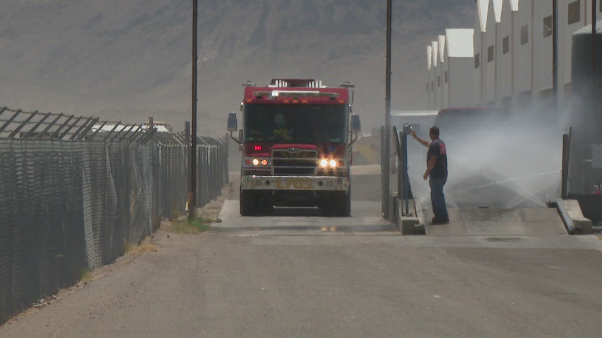 A 700-foot-long chicken coop went up in flames and killed some chickens at Hickman's Egg Ranch in Tonopah. Watch the video above for more details.