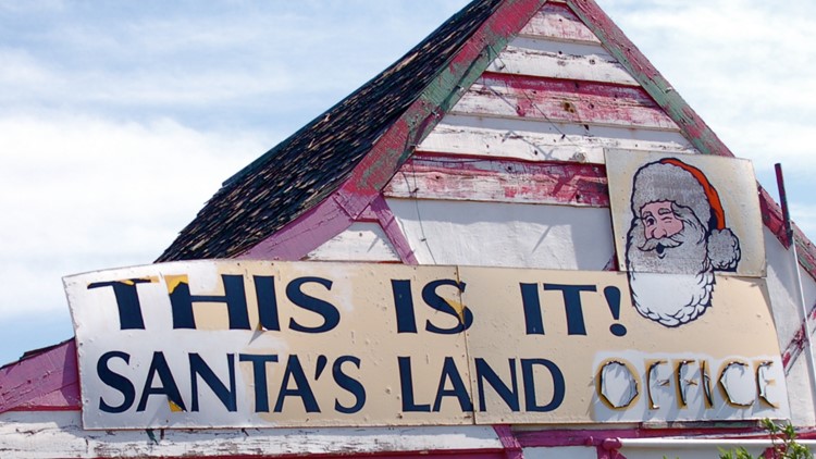 Here's how an Arizona town went from Christmas Wonderland to holiday horror