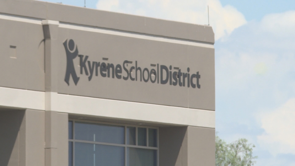 Kyrene School District turns to economist for insight on enrollment struggles