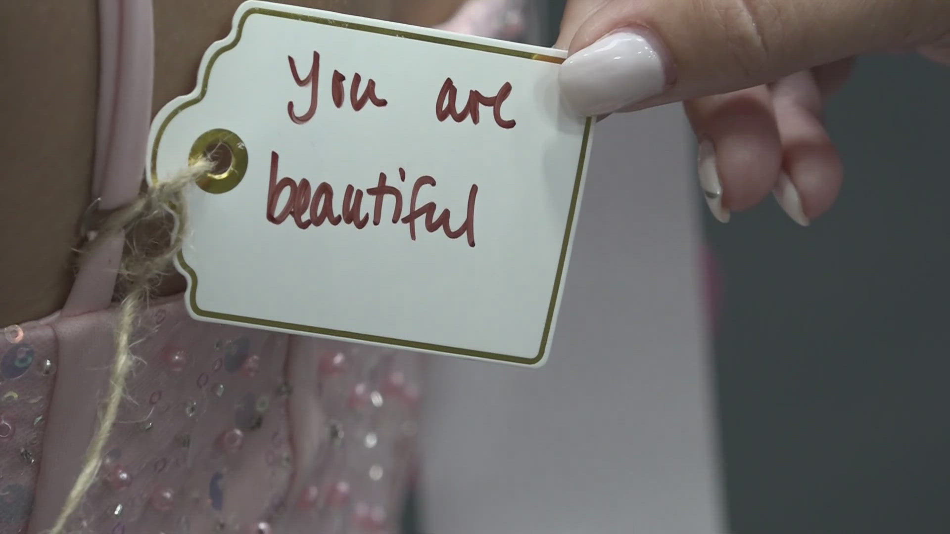 Valley teens turn $3,000 grant into 2,000 free prom dresses for  Phoenix-area students