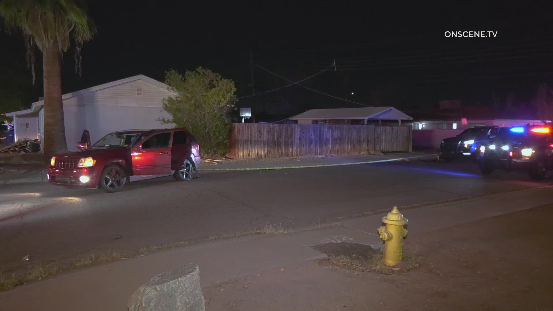 Police started chasing a car that was impersonating a cop car in the West Valley, and caught them in a backyard in Tempe. 12News heard from the owner of the home.