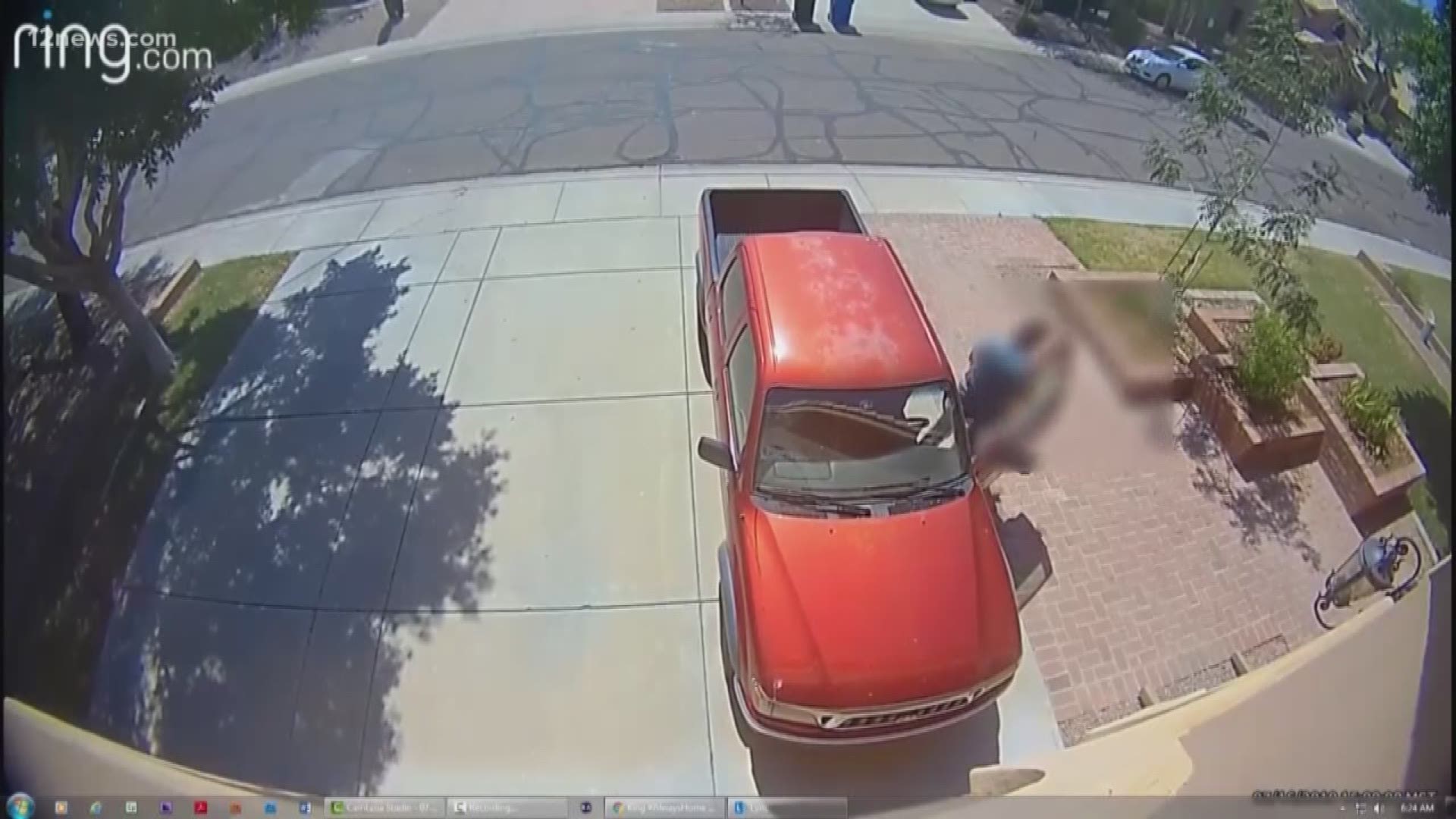 An Ahwatukee neighborhood is on high alert after a doorbell cam caught a man trying to enter a home moments after a teen entered. Phoenix PD is praising the teen for locking the door behind him and they are telling people to make sure to keep an eye out and to always lock your doors.