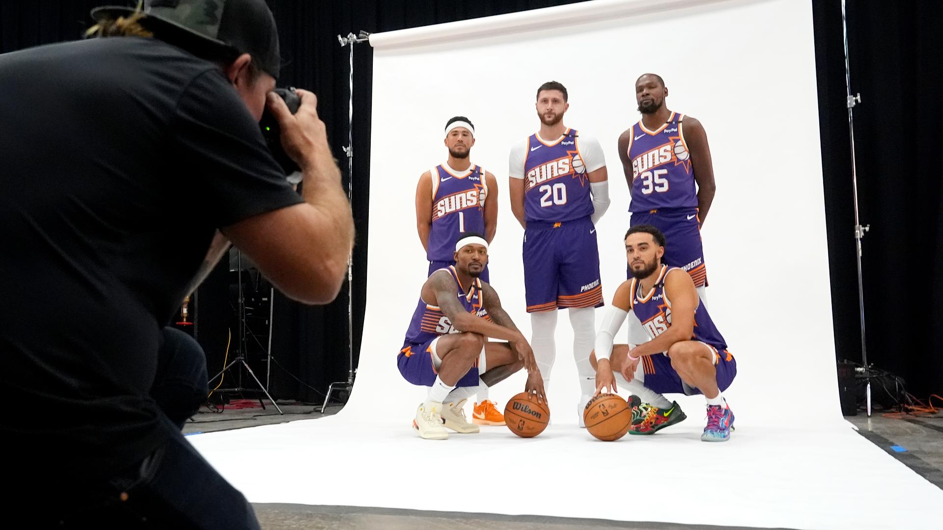 The Suns hold an open practice, Jusuf Nurkic praises Mike Budenholzer for visiting him in Croatia, and 12Sports Insider Doug Franz gives his playoff predictions.