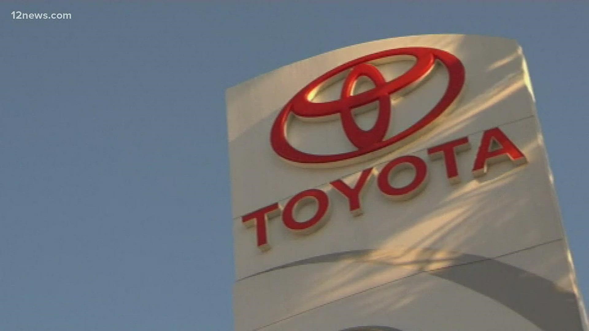In consumer reports' ranking, Toyota won 4 of the 10 top honors.