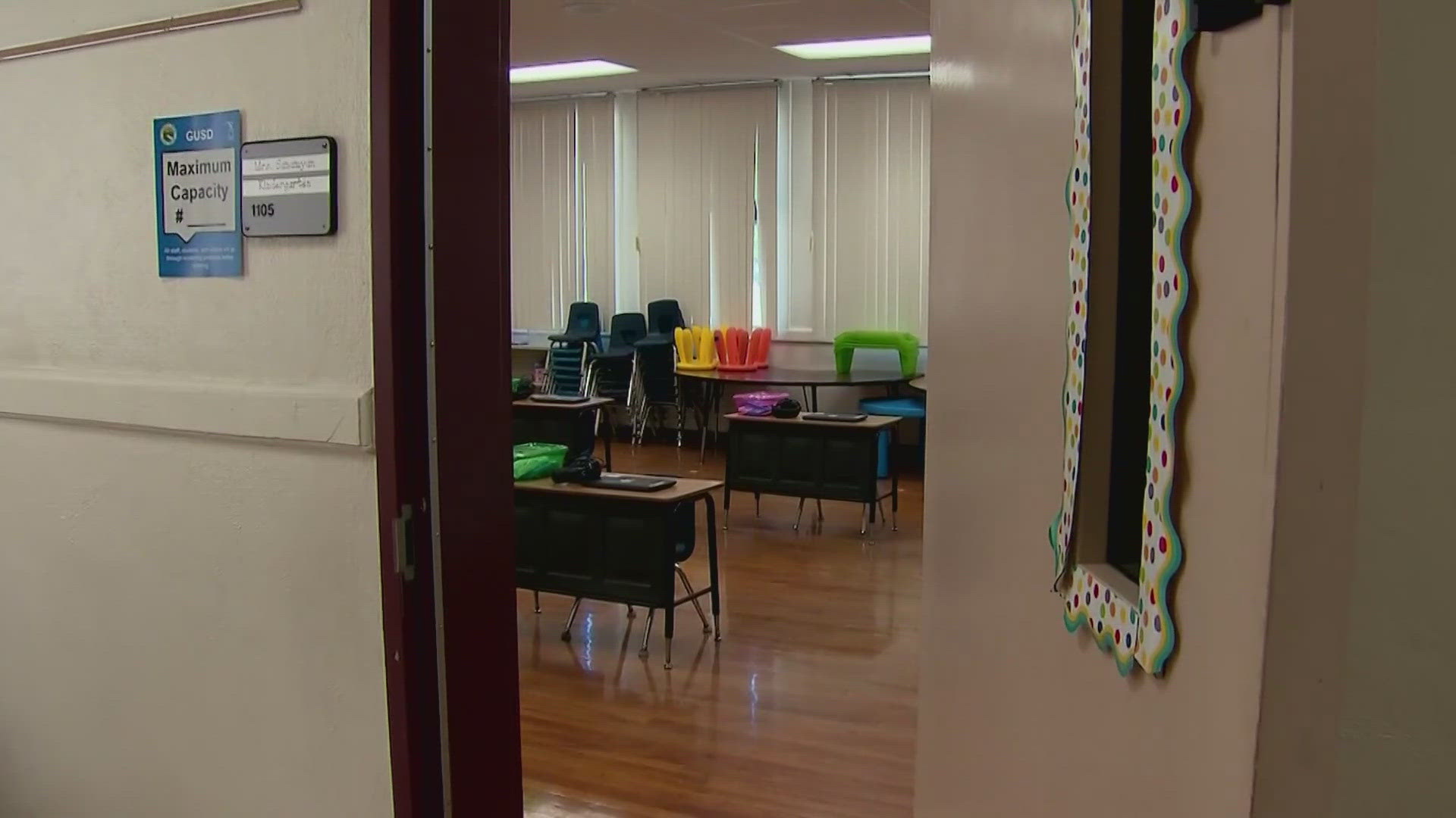 Recruiting and keeping qualified teachers is still a big problem in Arizona, education officials say.