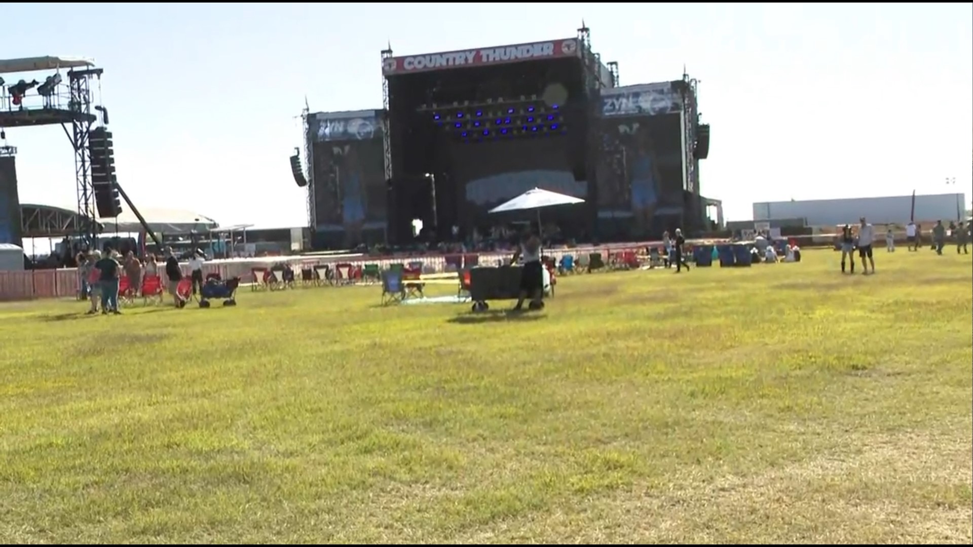 We spoke to Halle Kearns about her Country Thunder performance. The 4-day festival is expected to bring a large crowd.