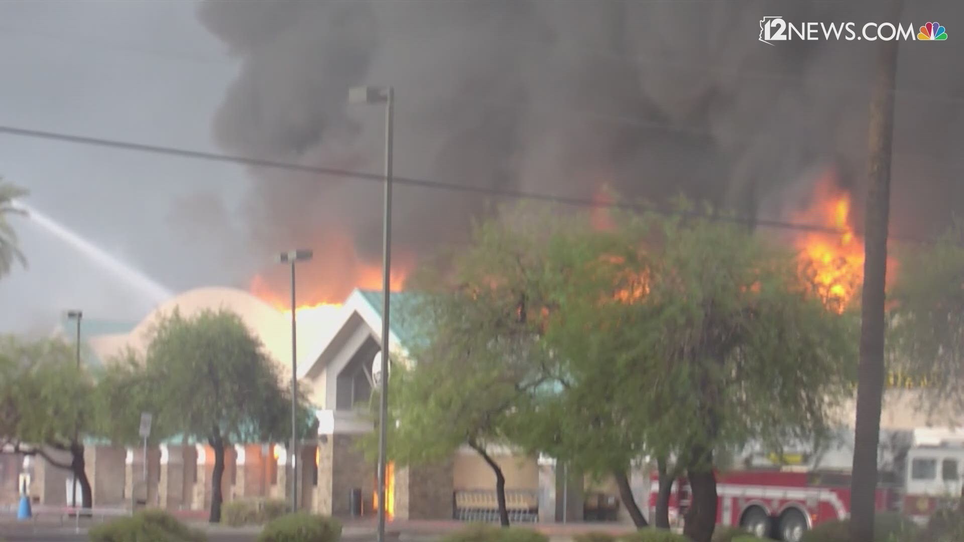 News 12 is on the scene of a fire at a north Phoenix Safeway where the roof has reportedly collapsed.