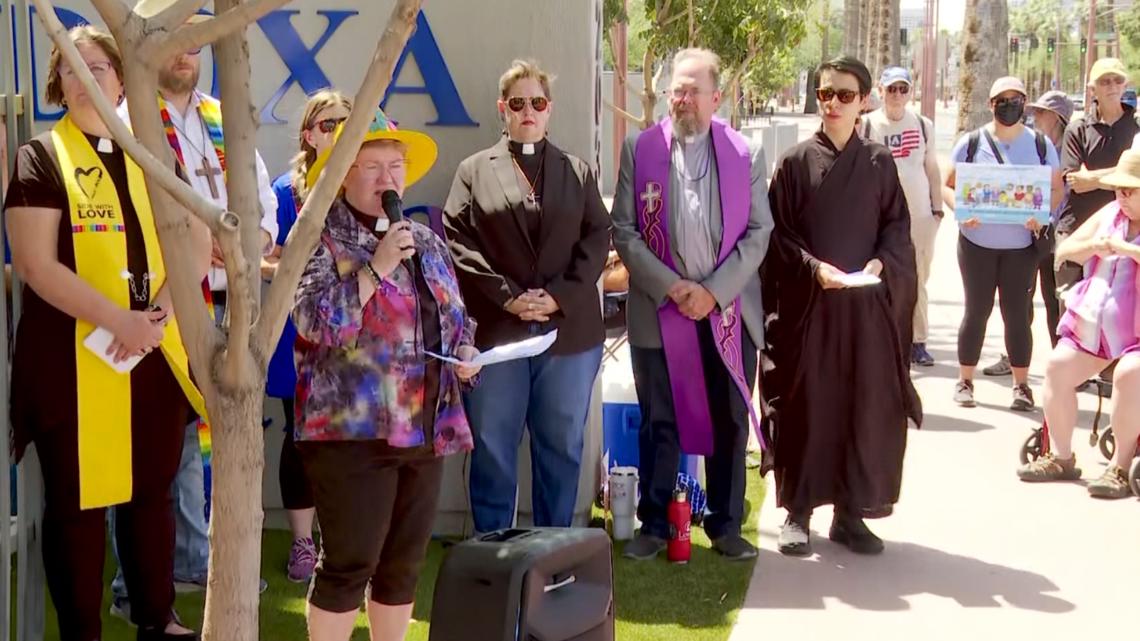 Clergy calls upon ICE to release six Arizona detainees in poor health to humanitarian parole