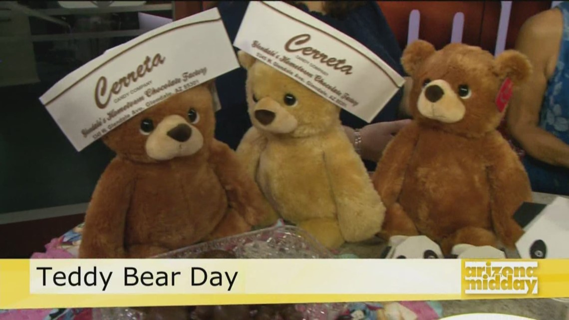 Rayakan Hari Teddy Bear di Pusat Kota Bersejarah Glendale