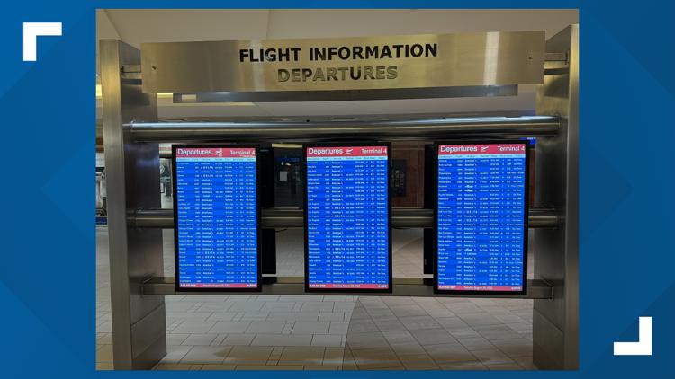 Dust storm grounds flights at Phoenix Sky Harbor airport | 12news.com