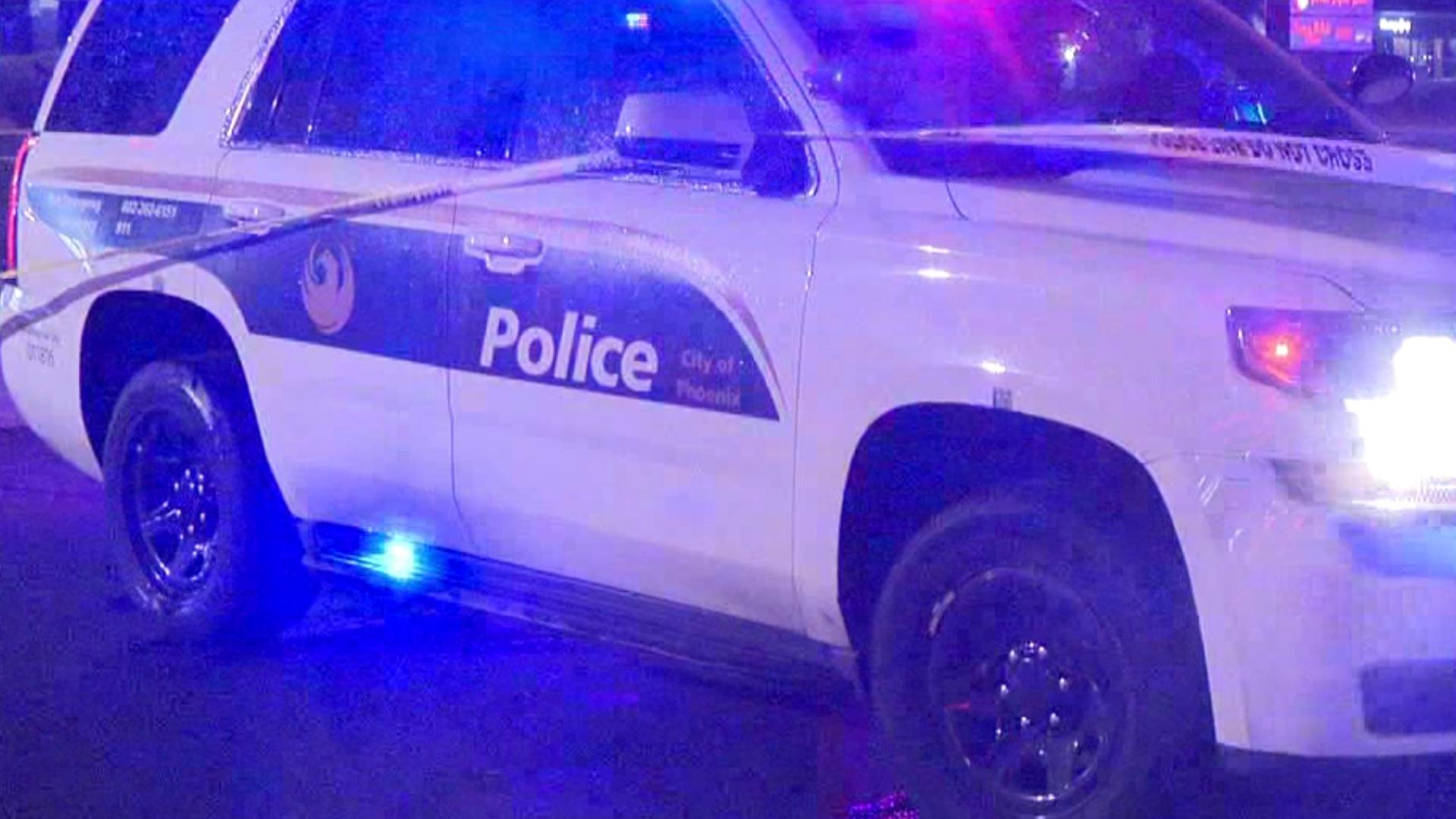 Phoenix officers responding to a physical fight around 4 a.m. Tuesday found an unresponsive man in the home.