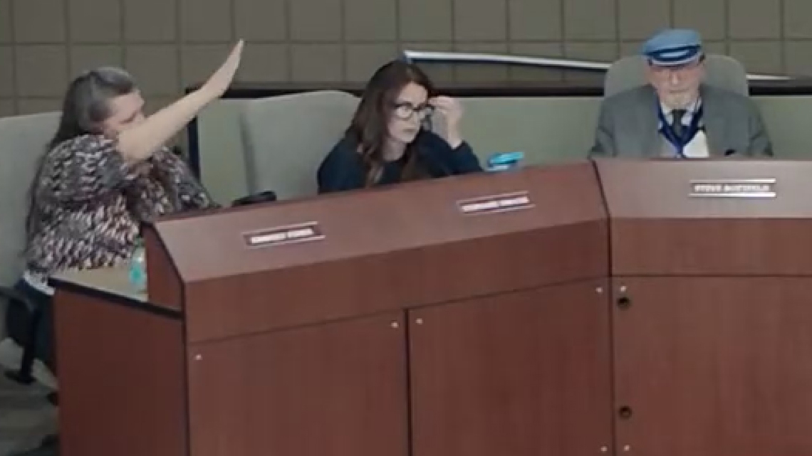 Deer Valley school board member under fire for holding up a 'Nazi' salute during meeting At the end of this week's board meeting, Kimberly Fisher said 'heil' and raised her arm up in a Nazi salute.