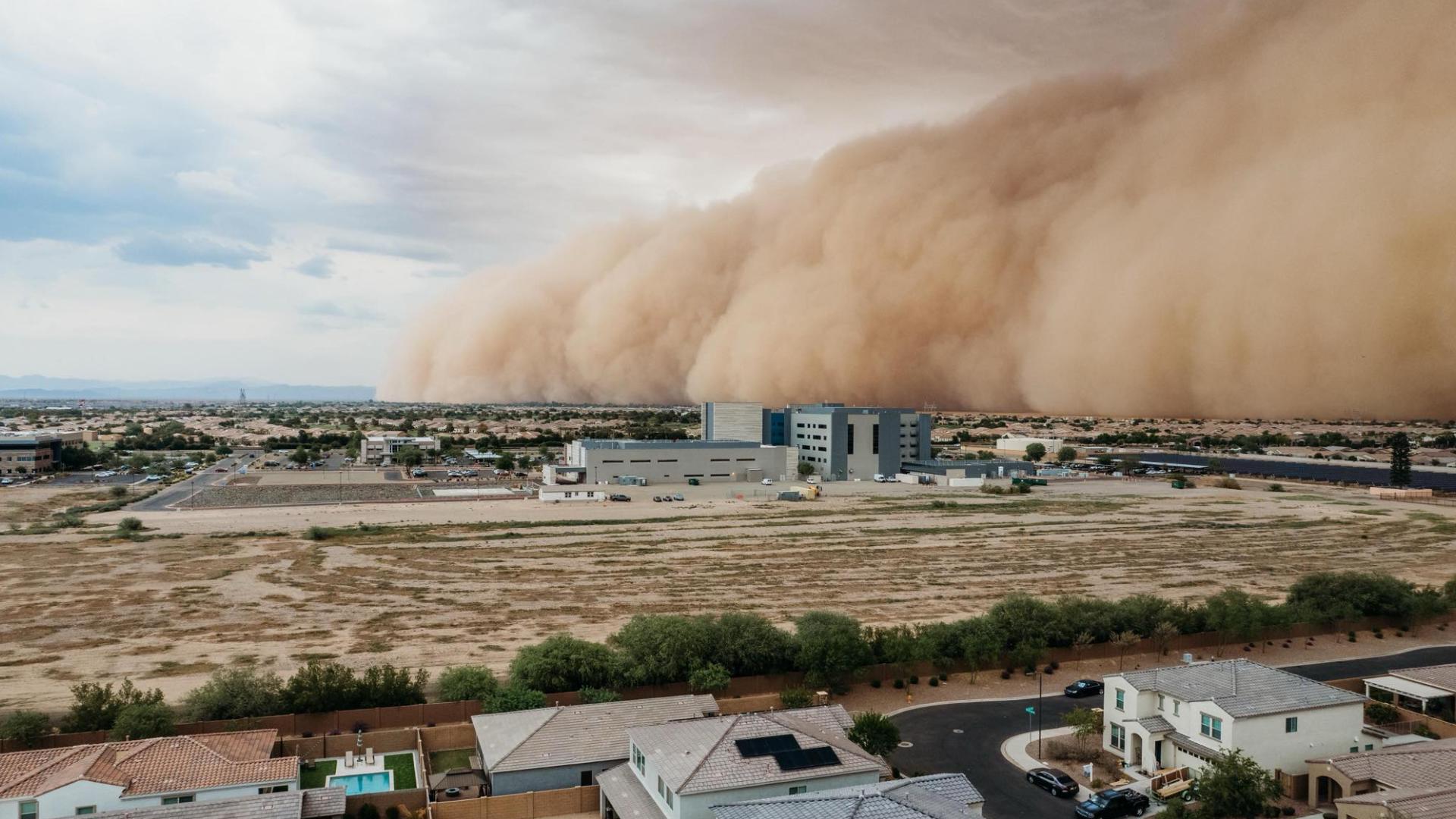 PHOTOS: Massive dust storm moves through Valley 12news com