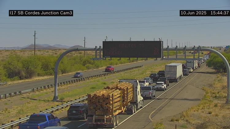 Lanes on I-17 blocked near Cordes Lake | 12news.com