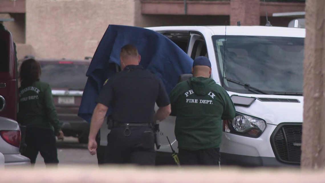 Child found unresponsive in bathtub in Phoenix | 12news.com